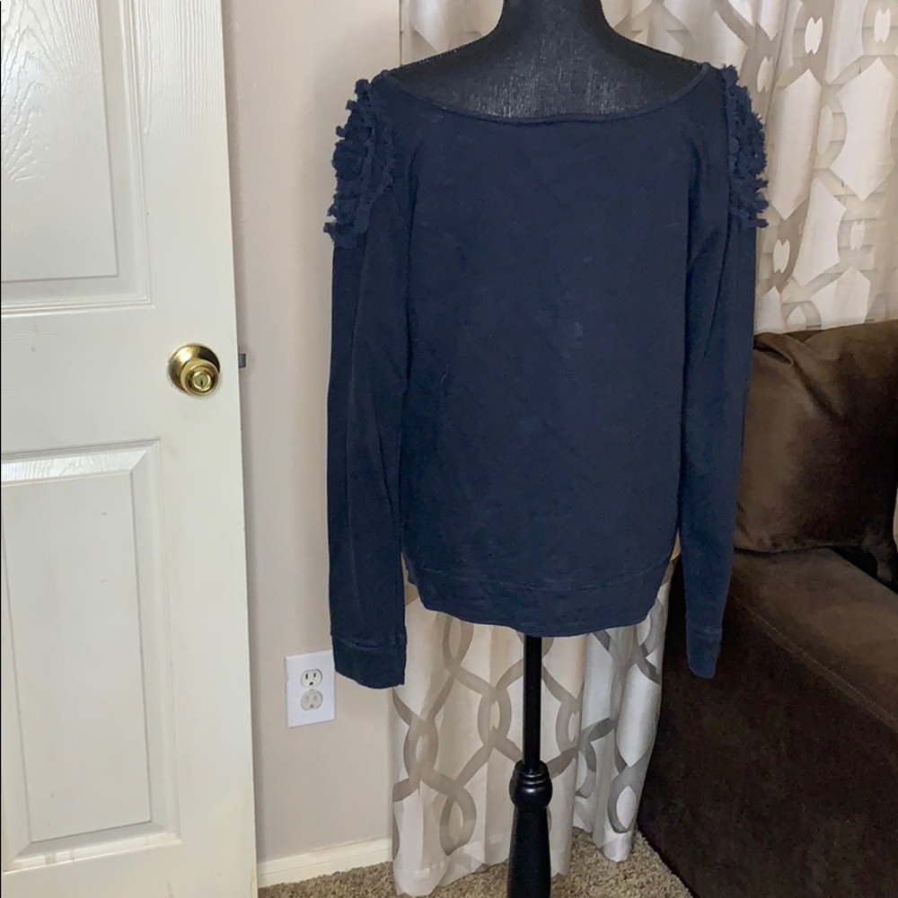 Detailed Sweater - Picture 2 of 5
